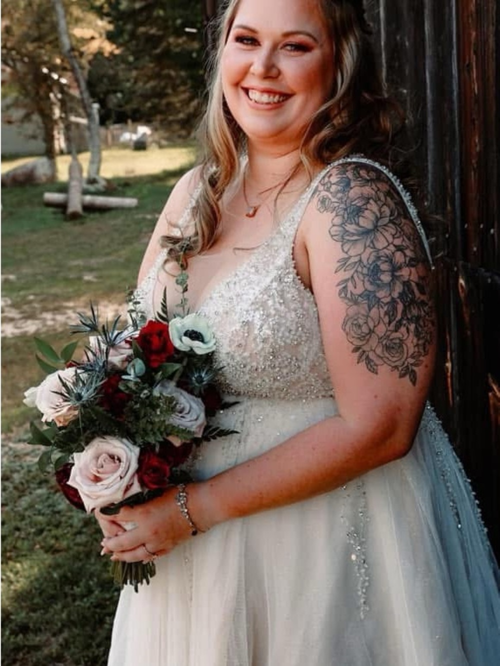 David's Bridal Galina Signature SWG837 Dress & Veil Size 14 | Bustled/Cleaned - Picture 9 of 11